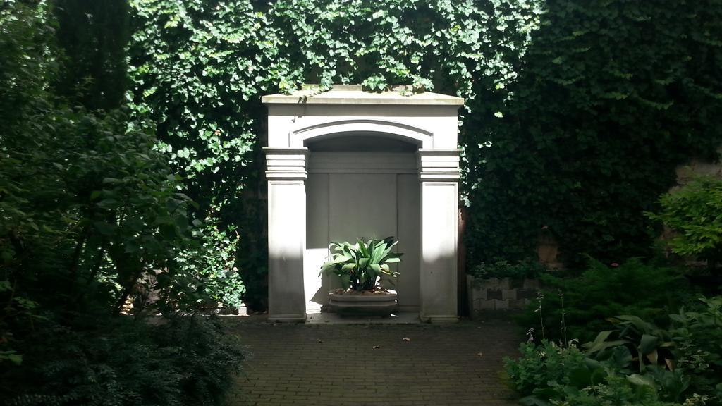 Bmg Basilica Apartman